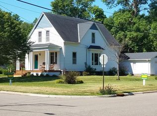 710 Swanson Ave SE, Cokato, MN 55321