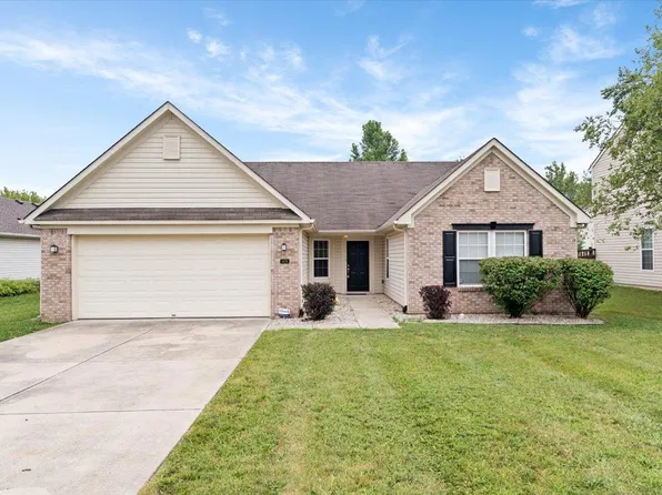 1429 Softwind Dr, Indianapolis, IN 46260