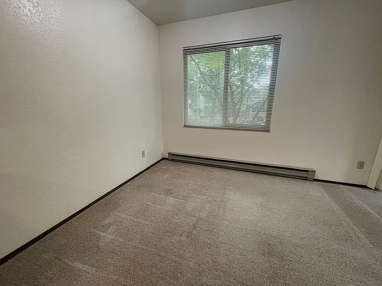 Tamarac Apartments — Photo 27