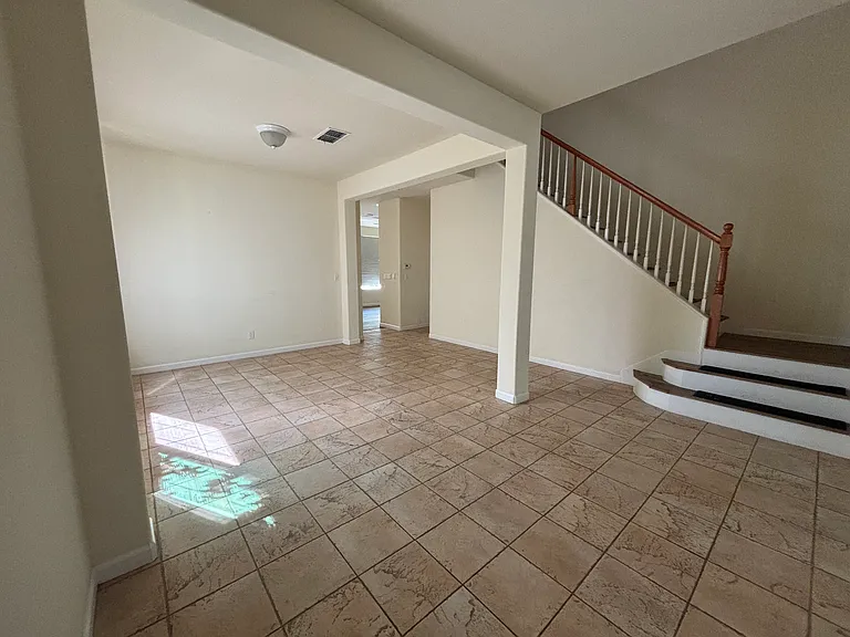 16959 Cobble Creek Way — Photo 2