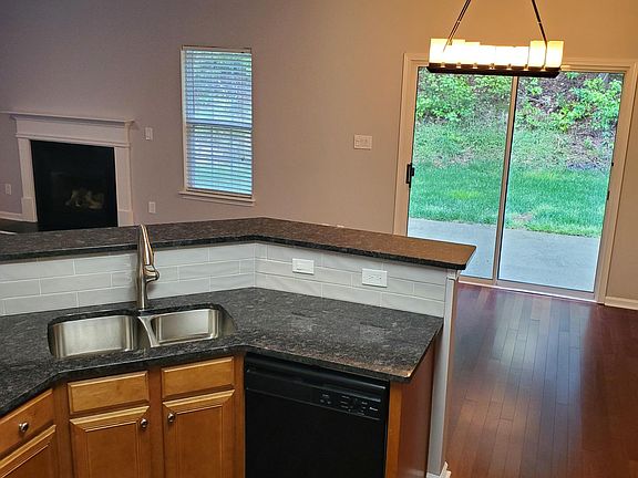 4th image of 2308 Oakdale Creek Ln