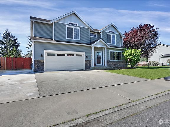3rd image of 221 Elise Ln