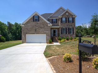 6105 Mill Chase Ct, Greensboro, NC 27455