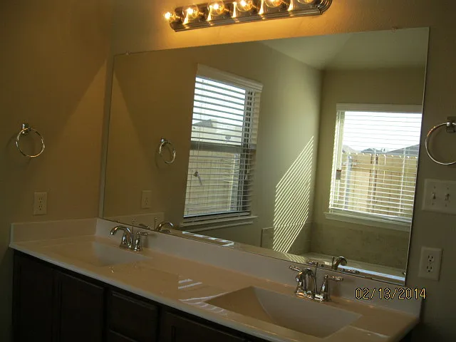 2630 Leslie Ln — Photo 6