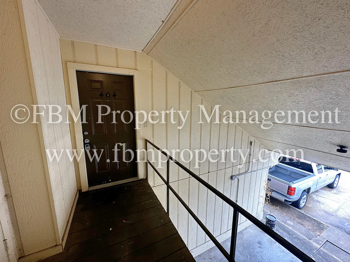 Willow Court Apartments, Unit 404 - 2 Bedroom, 1 Bathroom Apartment Home in Mexia, TX! — Photo 2