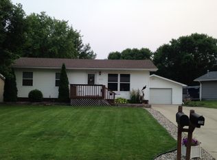 717 Royal Ave, Crooks, SD 57020