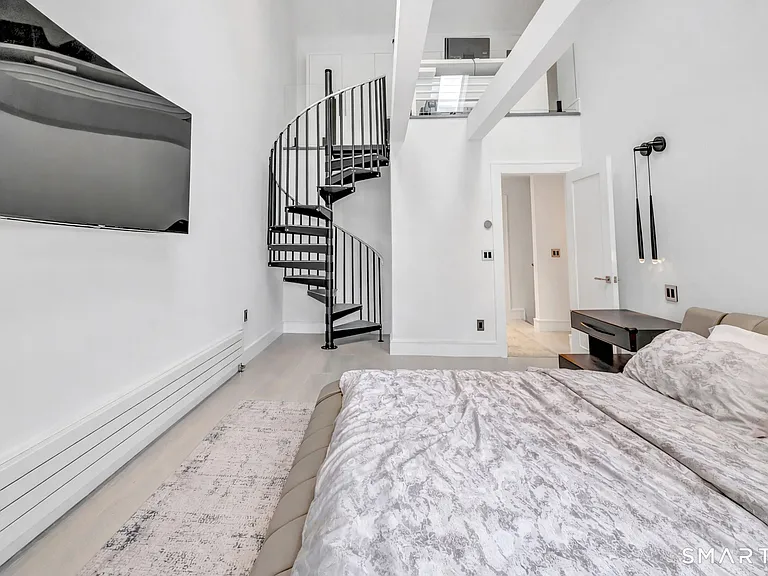 73 Harbor Dr #412 — Photo 25