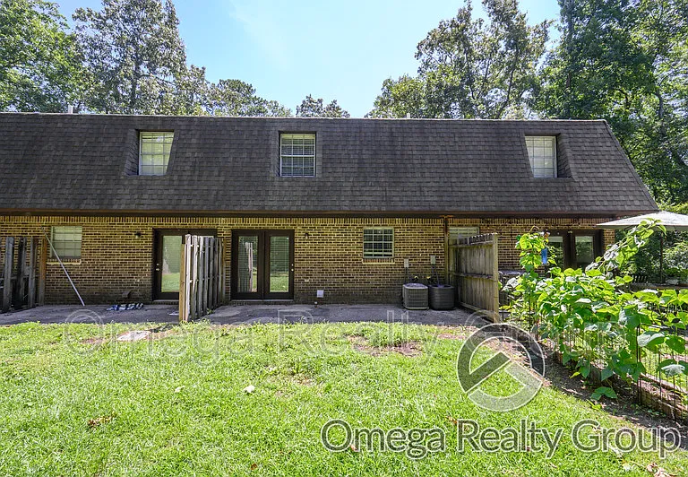 31 Indianwood Dr — Photo 27