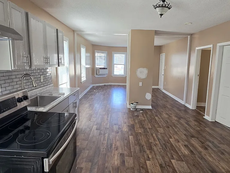 18 Bullard St #3 — Photo 24