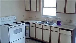 1st image of 2504 W Crest Ave