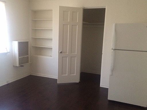 1st image of 5421 Lexington Ave APT 8