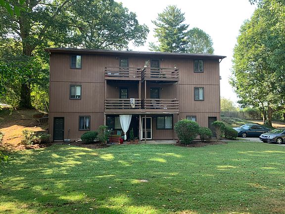 3rd image of 45 Florida Pl APT 1