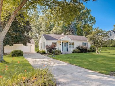 S94W14437 Groveway LANE, Muskego, WI, 53150