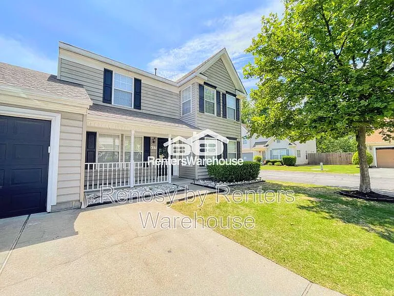 617 Lord Nelson Ct — Photo 2