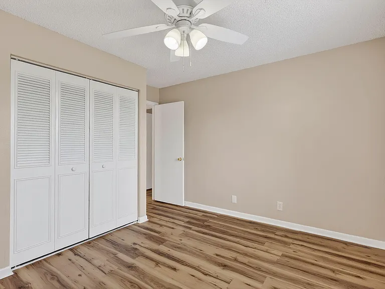 624 Sea Pine Way #B3 — Photo 21
