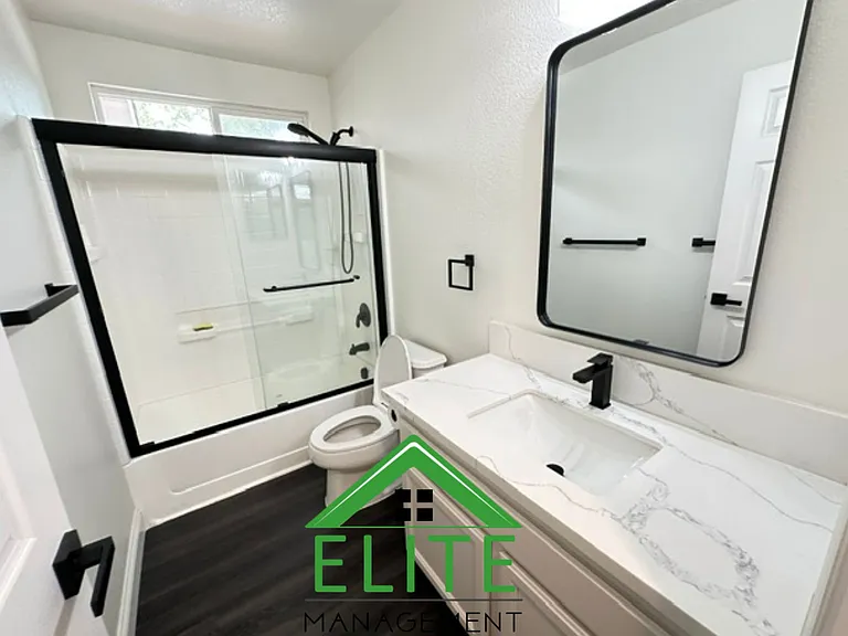 5620 Bridgecross Dr — Photo 8