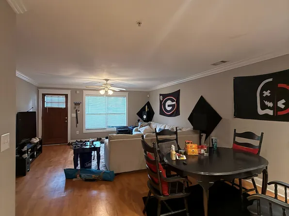 1035 Barnett Shoals Rd, Athens, GA