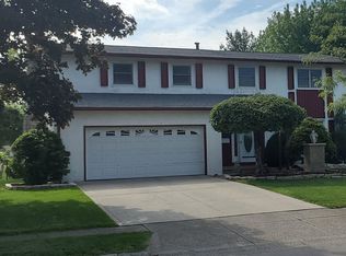 4993 Shadycrest Rd, Columbus, OH 43229