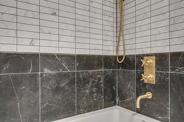 Rented by Mishkan Group | media 53