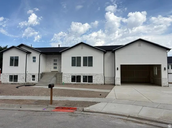 4272 W 4850 S, Roy, UT 84067