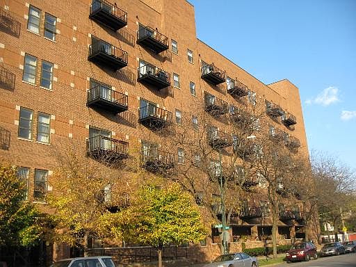 1st image of 1000 E 53rd St Unit 410S