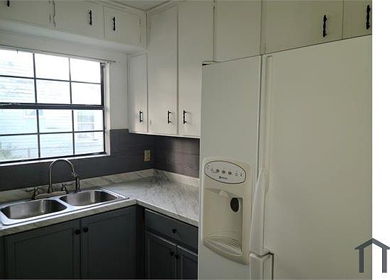 1st image of 1712 Alamo Ave