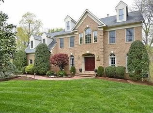 9402 Meadow Crossing Way, Fairfax Station, VA 22039