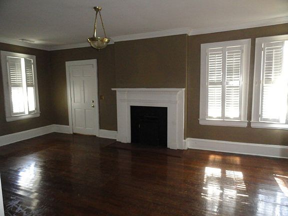 2nd image of 1534 Beal St