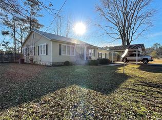 455 Henley Rd, Grove Hill, AL 36451