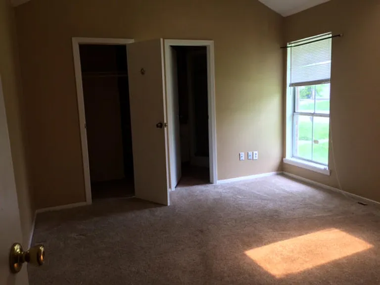 3438 Venture St — Photo 6