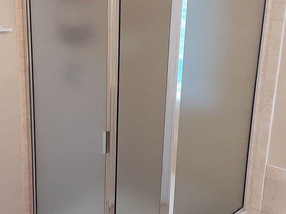 2nd image of 11345 Abbots Cross Ln