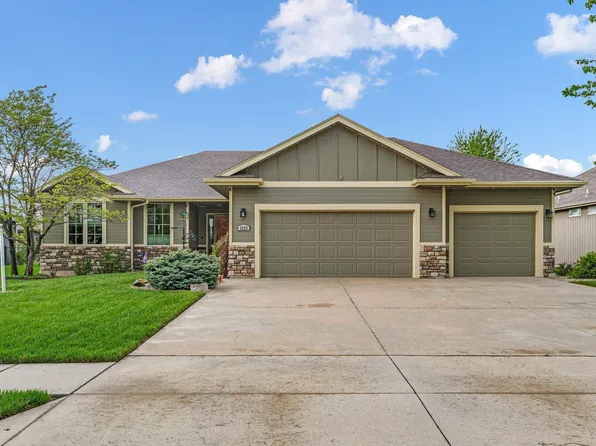 3326 SW 44th Ter, Topeka, KS 66610