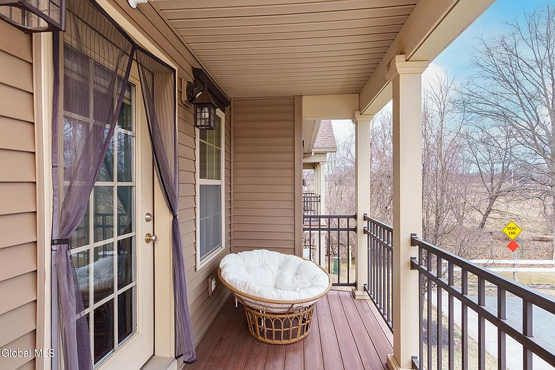 4th image of 44 Kendall Drive