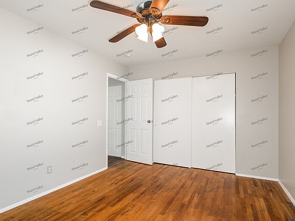 4th image of 1589 Brenthaven Ln