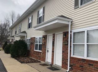 308 Park Ln, Wentzville, MO