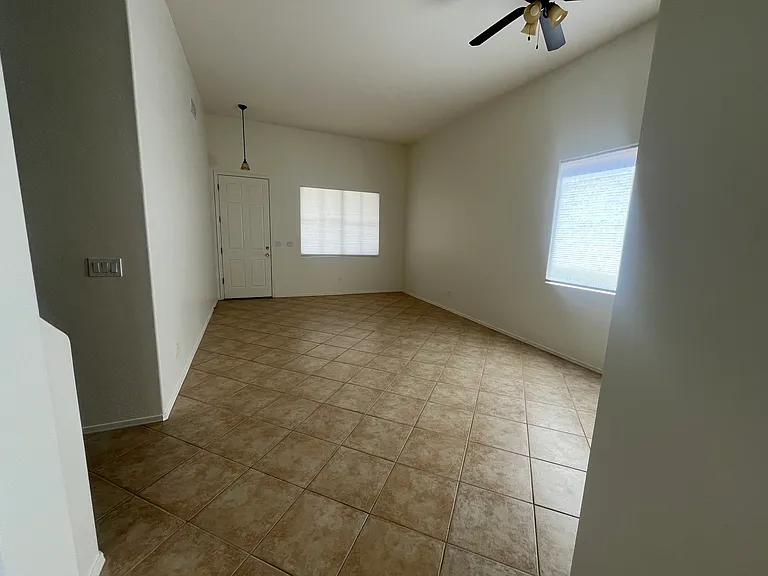 3852 W Ranier Ct — Photo 29