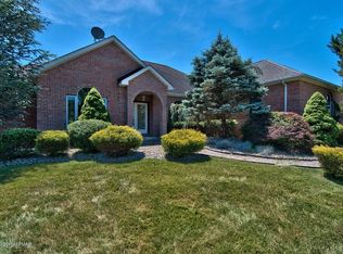5506 Bridle Rd, Stroudsburg, PA 18360