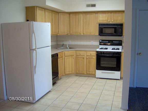 3rd image of 361 Hermitage St #1