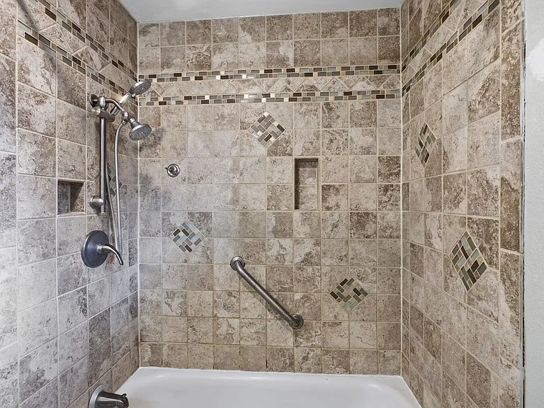 206 Cherry St — Photo 26