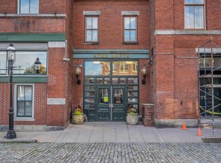 172 Middle St APT 301, Lowell, MA 01852