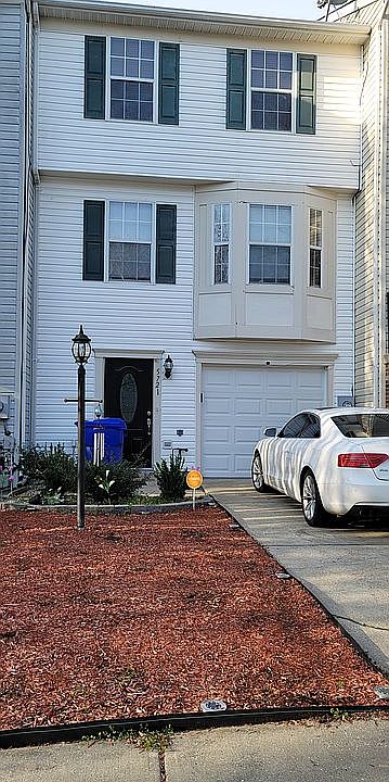 2nd image of 5721 Crecy Ct