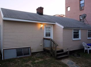 29 Carteret Ave, Seaside Heights, NJ 08751