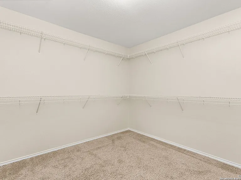7403 Concerto Dr — Photo 15