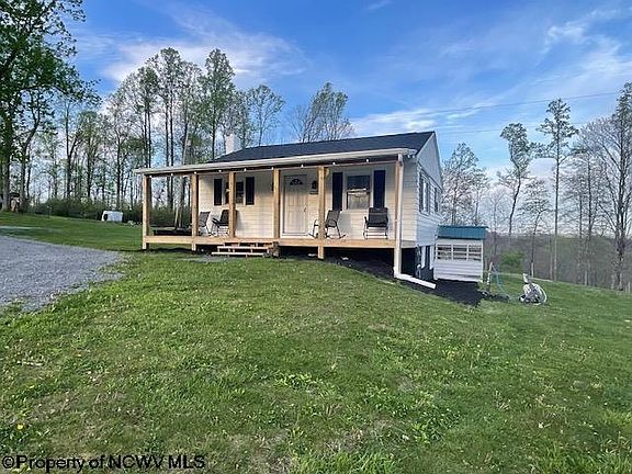 2nd image of 720 Fairview Rd