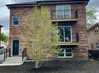 4533 Park Ave #1-33, Brookfield, IL 60513