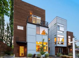 2838 SW Genesee St #B, Seattle, WA 98126