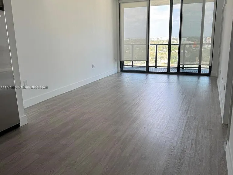 121 NE 34th St #1711 — Photo 4