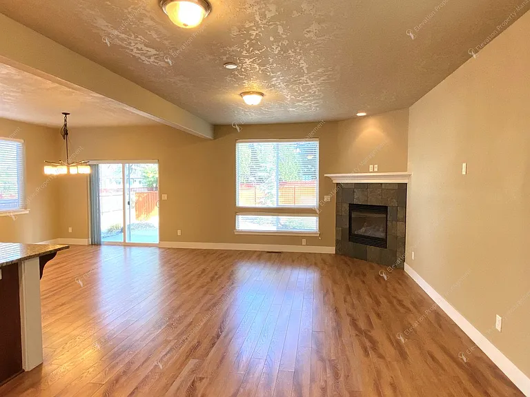 61402 Sunbrook Dr — Photo 5