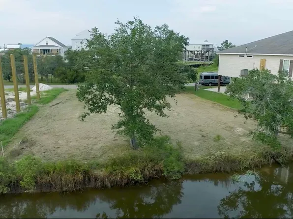 4105 S Nassau St, Bay Saint Louis, MS 39520