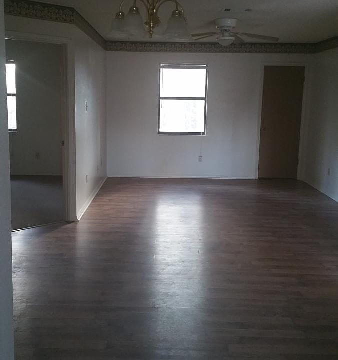 2nd image of 1610 Amour Dr